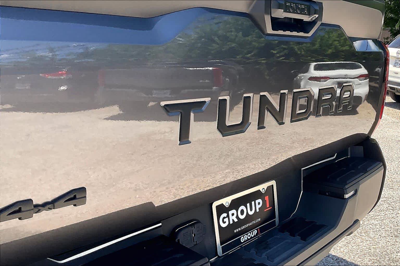 Used 2022 Toyota Tundra SR5 AWD/4WD image 29