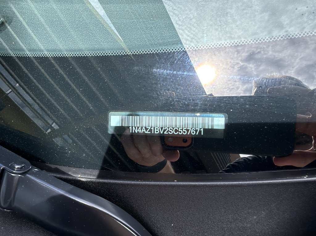 Used 2025 Nissan Leaf S FWD image 38