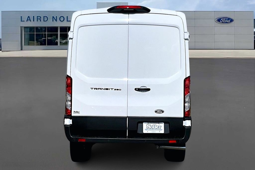 New 2026 Ford Transit 250 148 Medium Roof RWD image 4