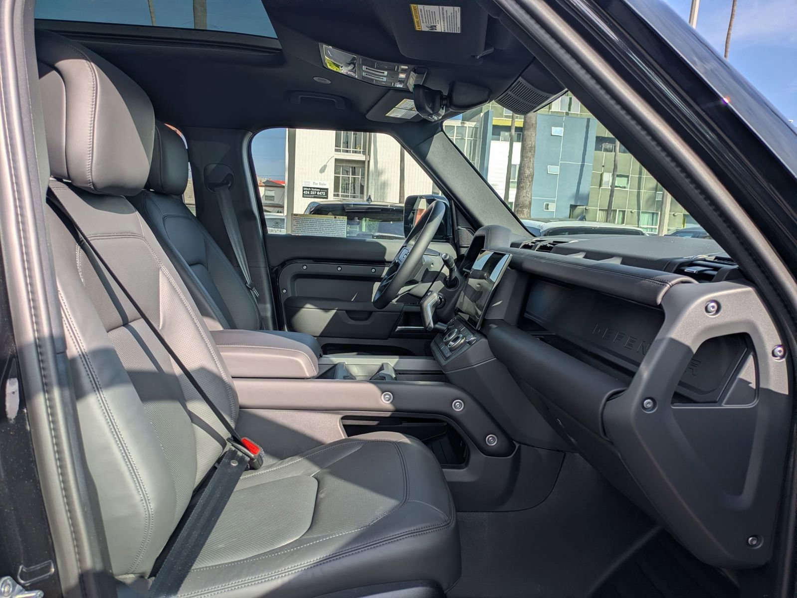 New 2026 Land Rover Defender 130 X-Dynamic SE image 26