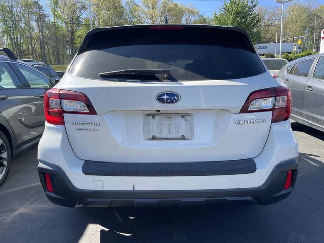 Used 2019 Subaru Outback 2.5i Touring image 3