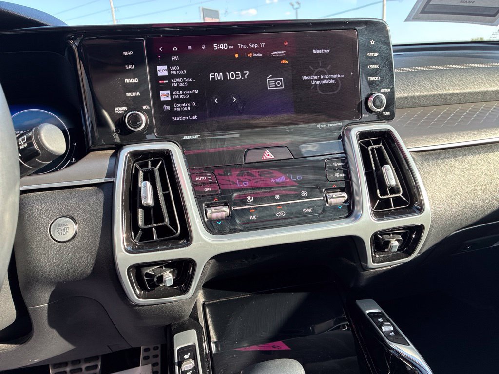 Used 2023 Kia Sorento SX AWD/4WD image 45
