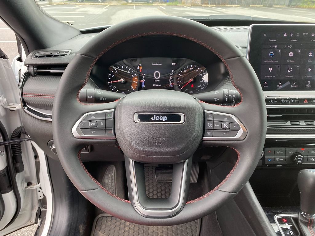 Used 2024 Jeep Compass Trailhawk image 15