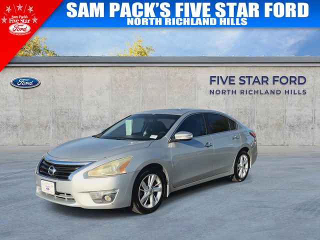 Used 2014 Nissan Altima 2.5 SV w/ Convenience Package image 4