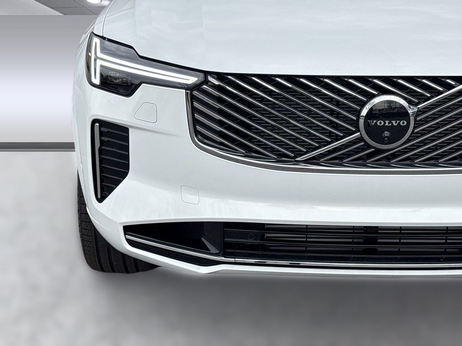 New 2026 Volvo XC90 T8 Ultra w/ Protection Package AWD/4WD image 28