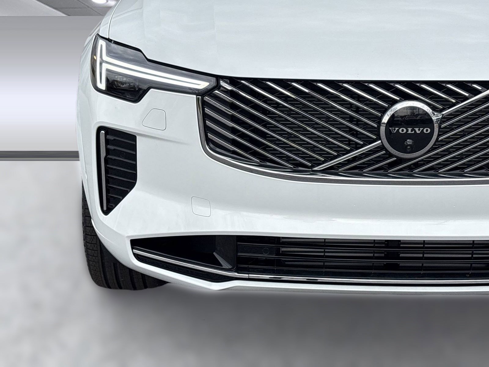 New 2026 Volvo XC90 T8 Ultra w/ Protection Package AWD/4WD image 28