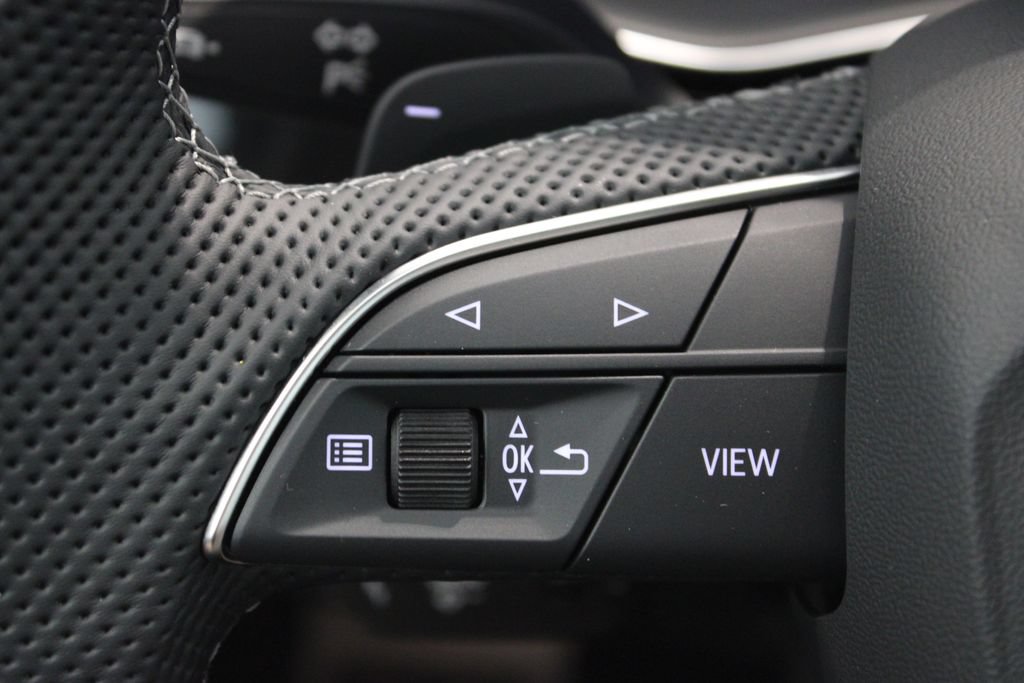 New 2026 Audi SQ8 Premium Plus AWD/4WD image 18