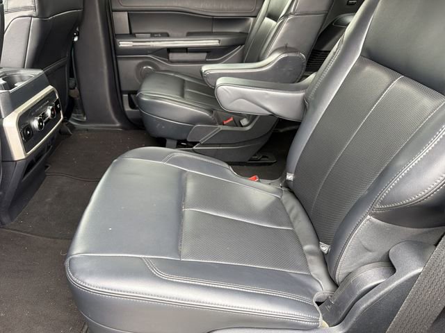 Used 2024 Ford Expedition XLT RWD image 10