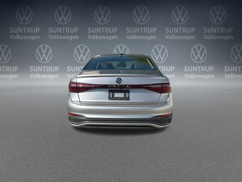 Used 2025 Volkswagen Jetta SE w/ Sunroof Package FWD image 38