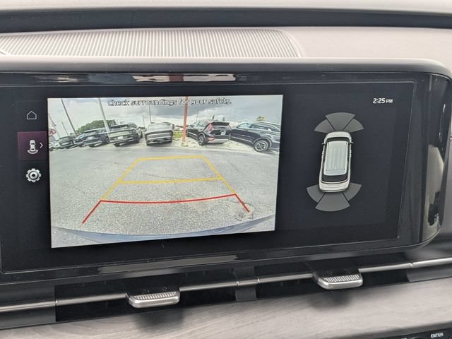 Certified 2024 Kia Carnival EX FWD image 25