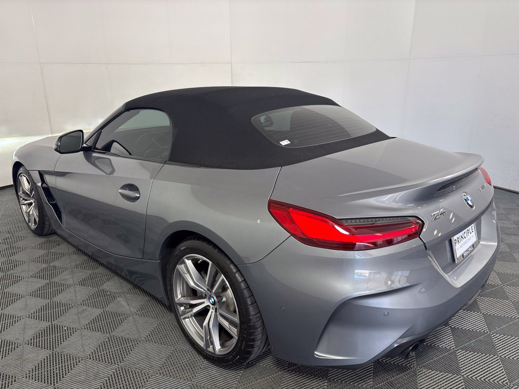 Certified 2024 BMW Z4 sDrive30i w/ Premium Package RWD image 7
