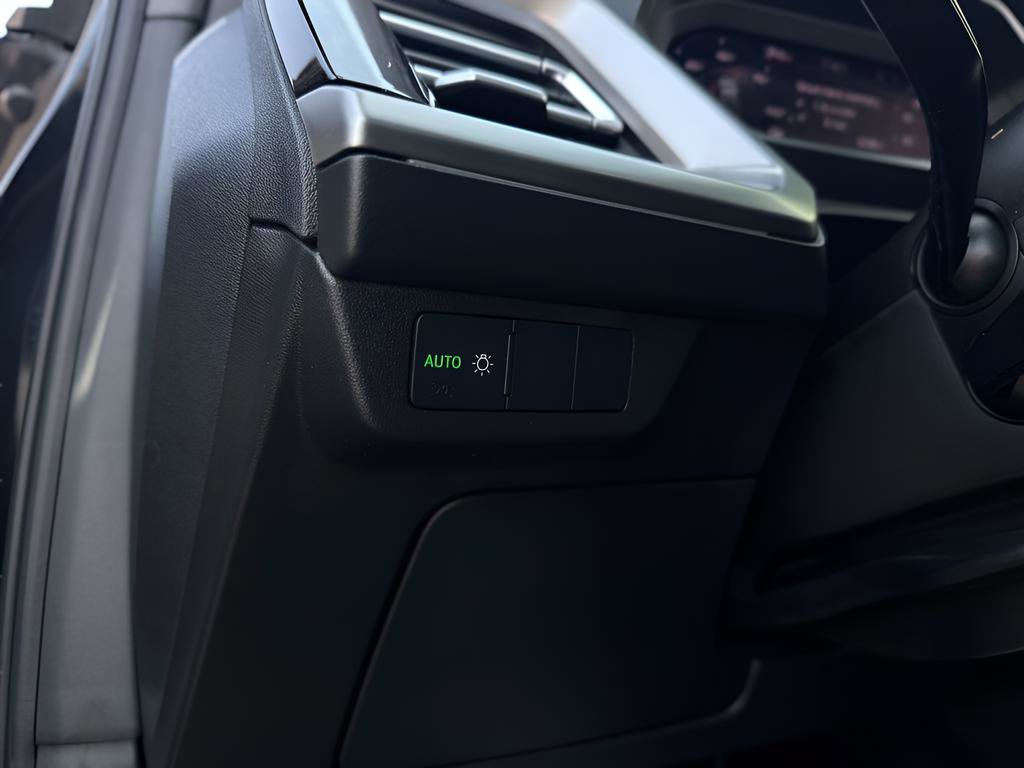 Used 2023 Audi Q4 e-tron Premium Plus image 27