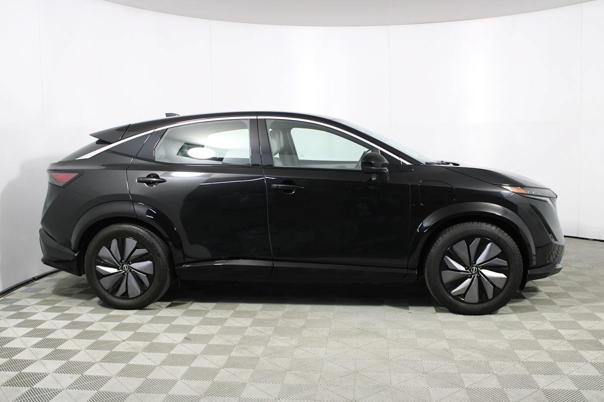 Used 2023 Nissan Ariya FWD image 6
