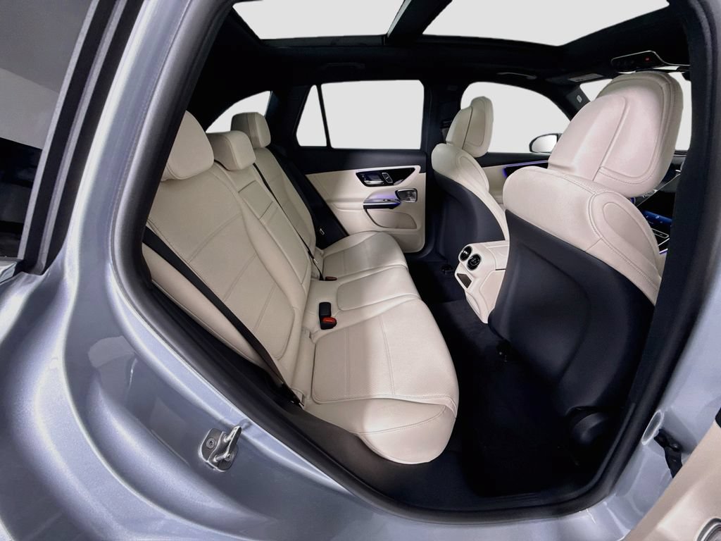 New 2027 Mercedes-Benz GLC 350e 4MATIC image 24