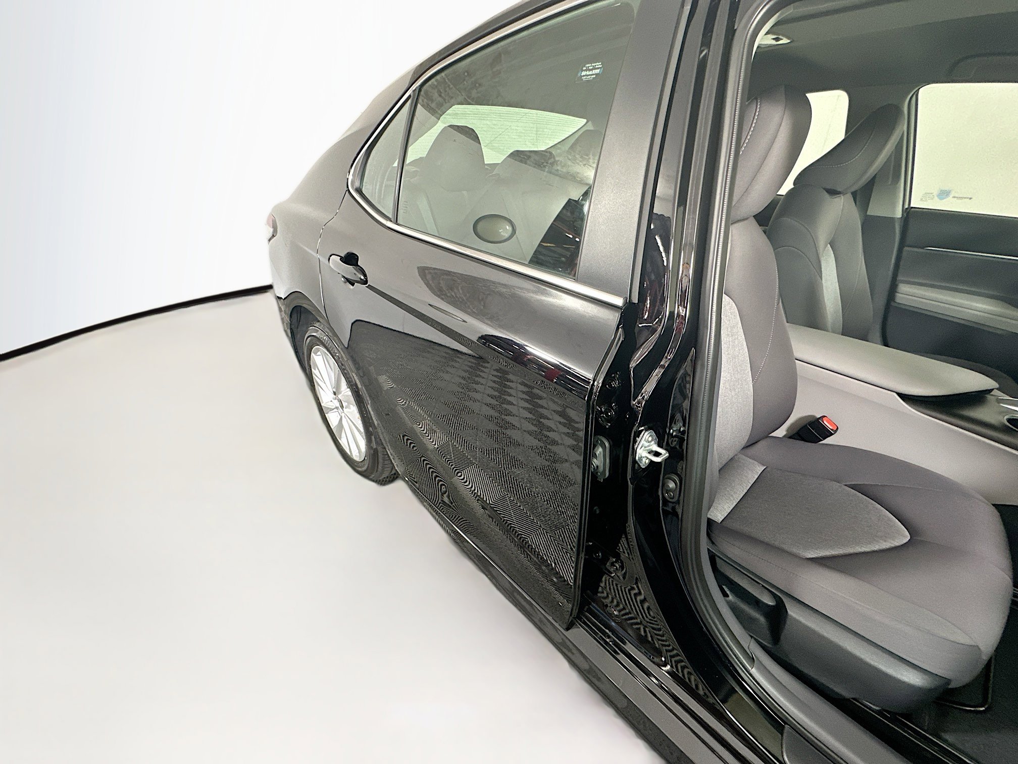 Used 2023 Toyota Camry LE FWD image 27