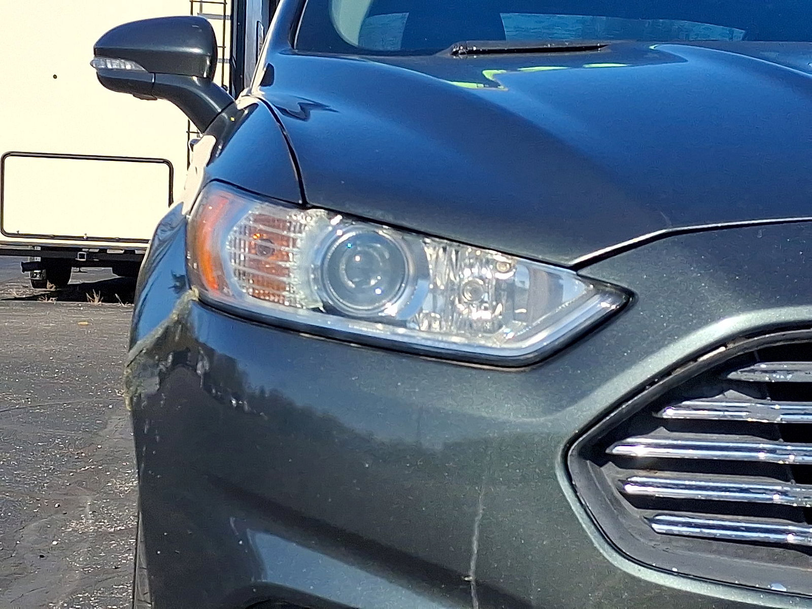 Used 2016 Ford Fusion SE w/ Equipment Group 202A FWD image 28
