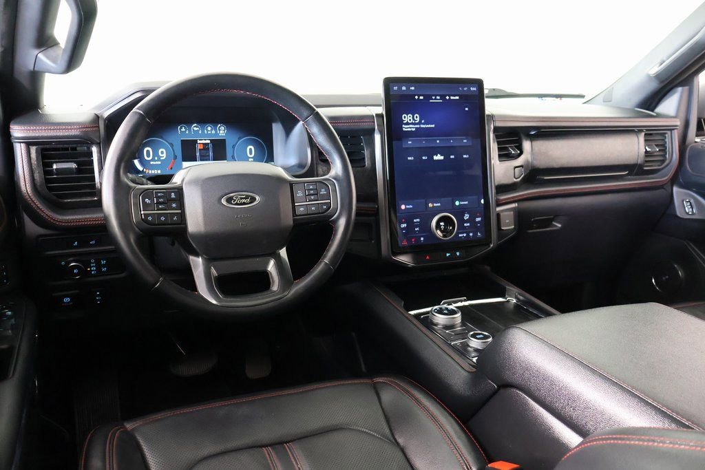 Used 2022 Ford Expedition Max Limited image 2