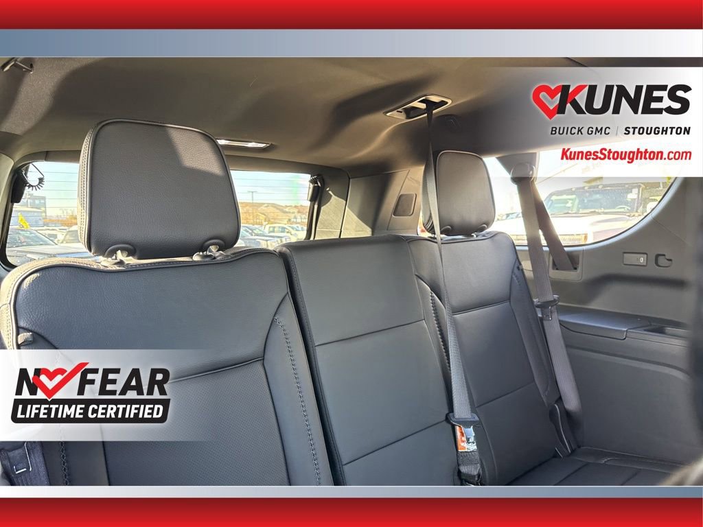 Used 2025 GMC Yukon XL Denali image 47