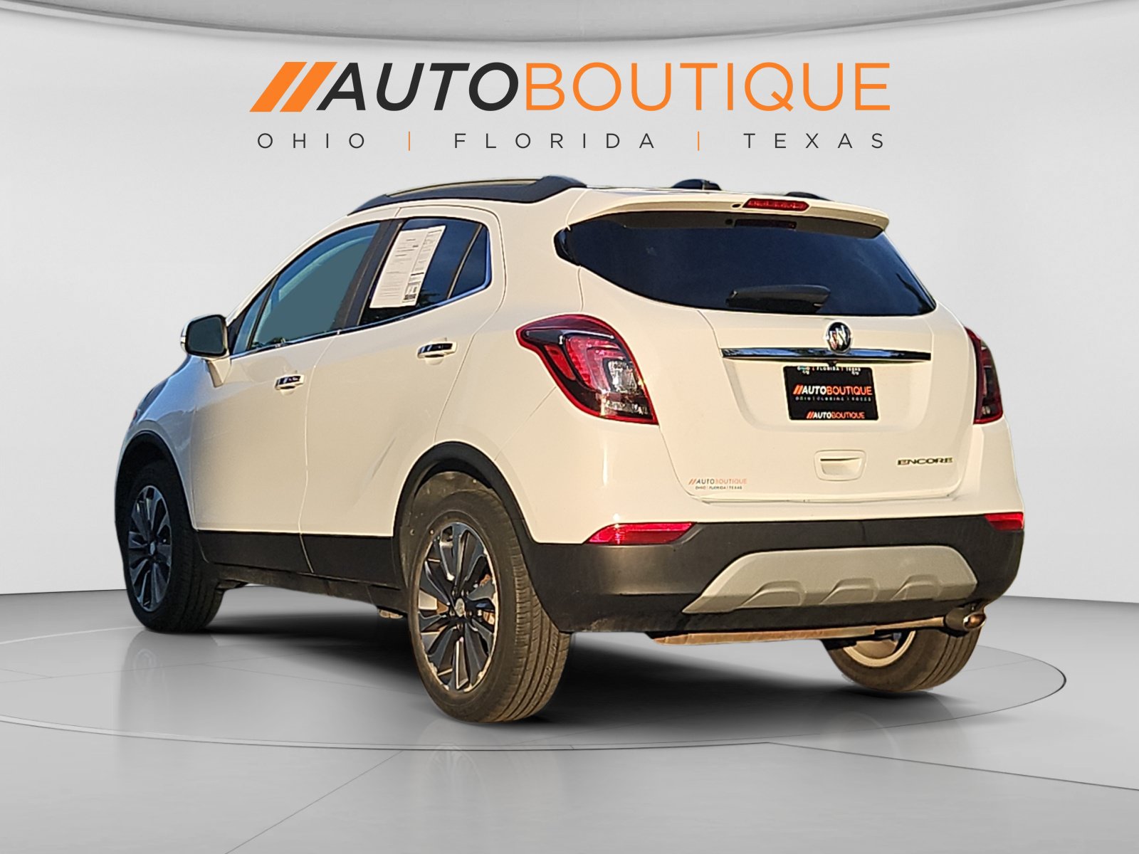 Used 2020 Buick Encore Essence FWD image 3