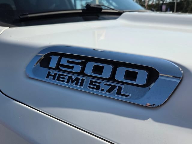 Used 2019 RAM 1500 Tradesman w/ Tradesman Group RWD image 16