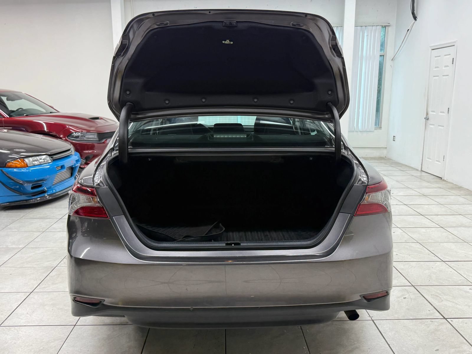 Used 2022 Toyota Camry LE FWD image 18