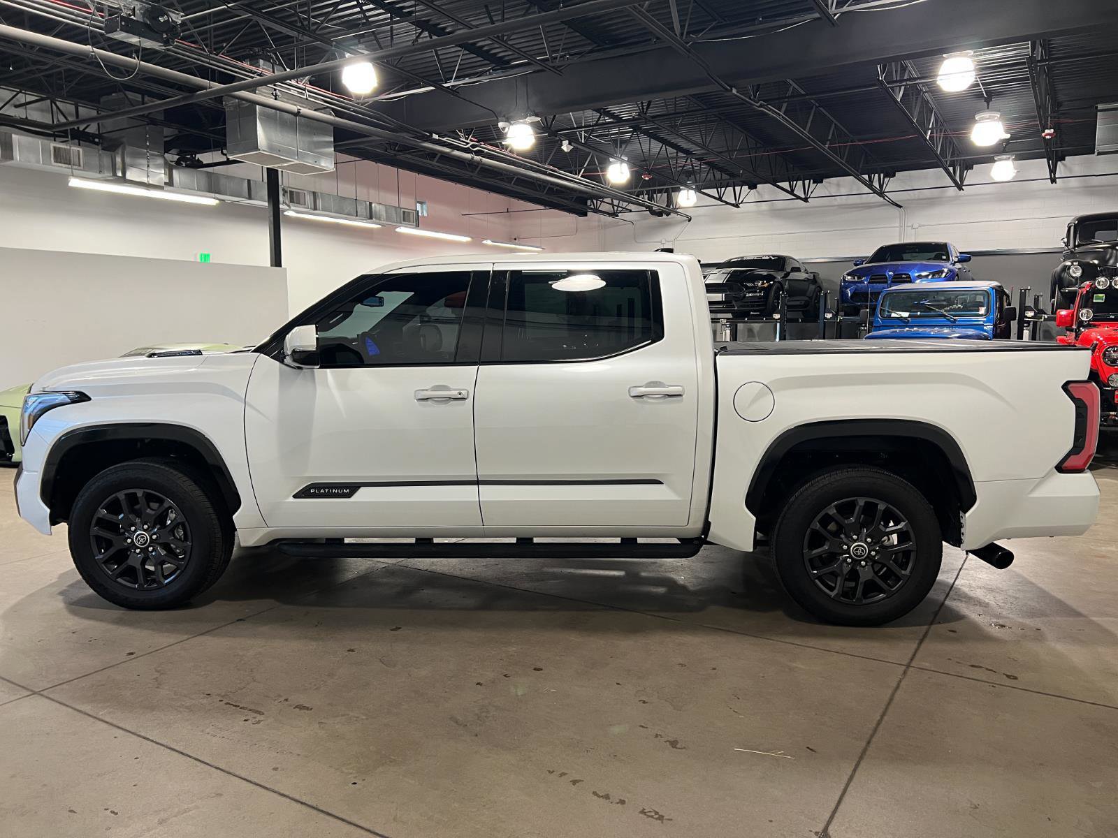 Used 2022 Toyota Tundra Platinum AWD/4WD image 6
