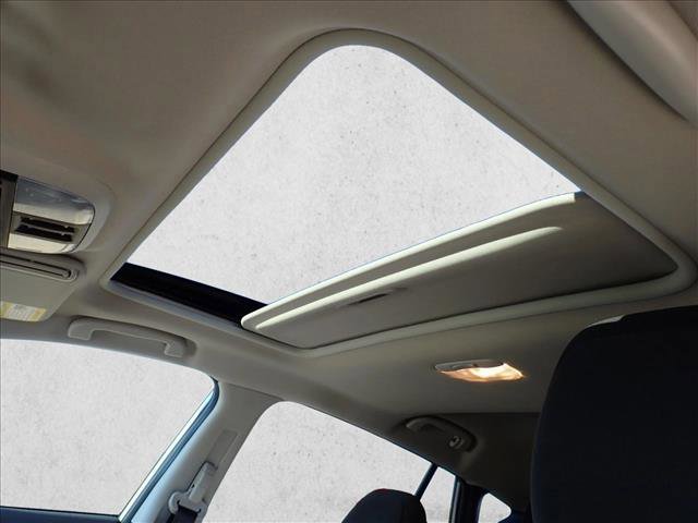 Certified 2025 Subaru Crosstrek 2.0i Premium image 14