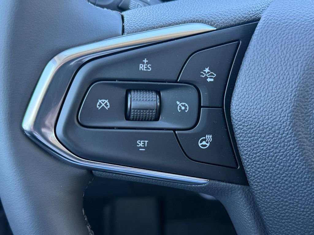 New 2025 Chevrolet Trax LT w/ Driver Confidence Package image 17