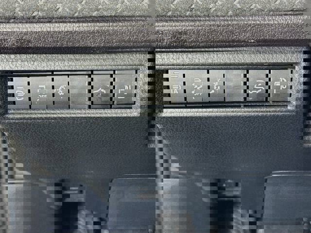 Certified 2026 Toyota Camry XLE FWD image 10