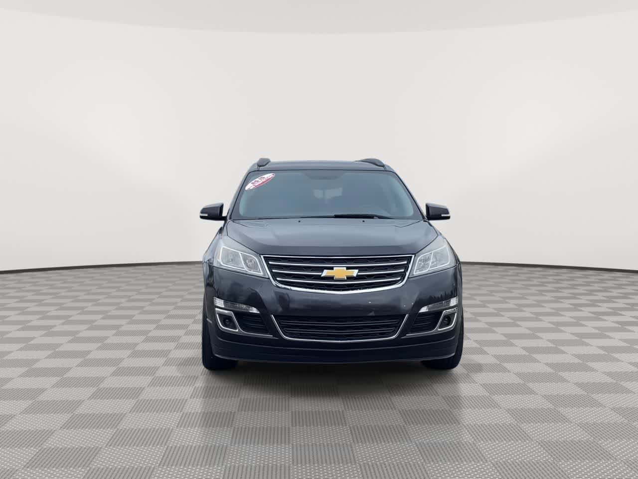 Used 2015 Chevrolet Traverse LT FWD image 3