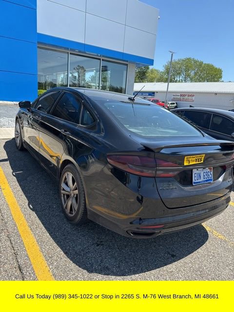 Used 2017 Ford Fusion SE w/ Fusion SE Technology Package AWD/4WD image 7
