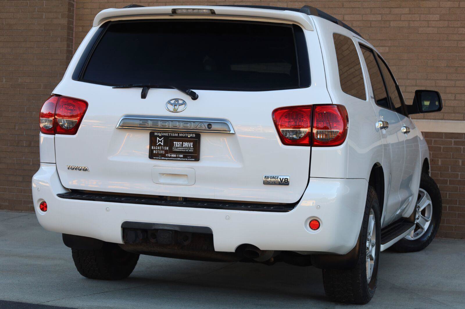 Used 2008 Toyota Sequoia Limited AWD/4WD image 11