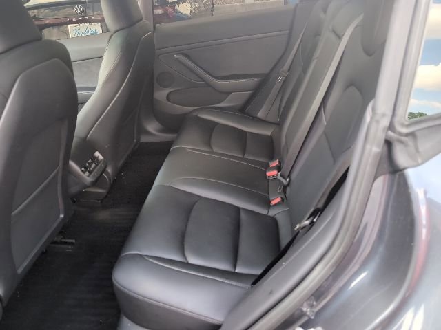 Used 2023 Tesla Model 3 Standard Range RWD image 19
