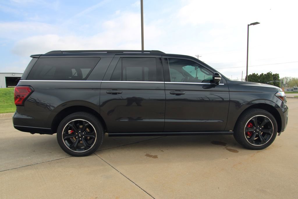 Used 2023 Ford Expedition Max Limited AWD/4WD image 4