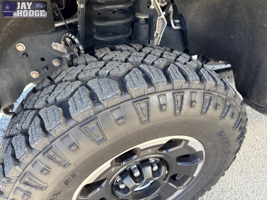 Certified 2024 Ford F250 Platinum w/ Tremor Off-Road Package image 32