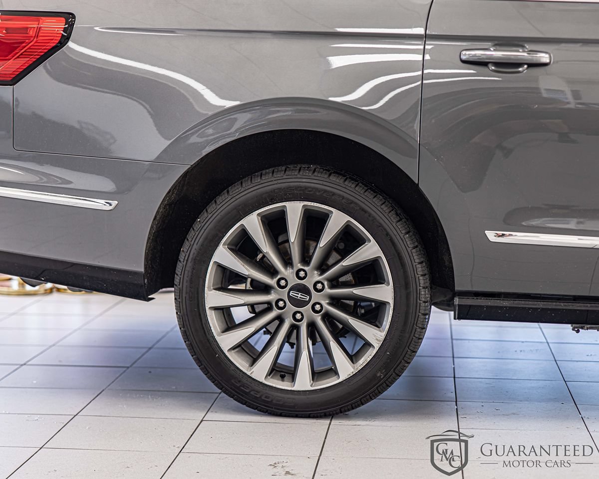 Used 2021 Lincoln Navigator L Reserve w/ Luxury Package AWD/4WD image 10