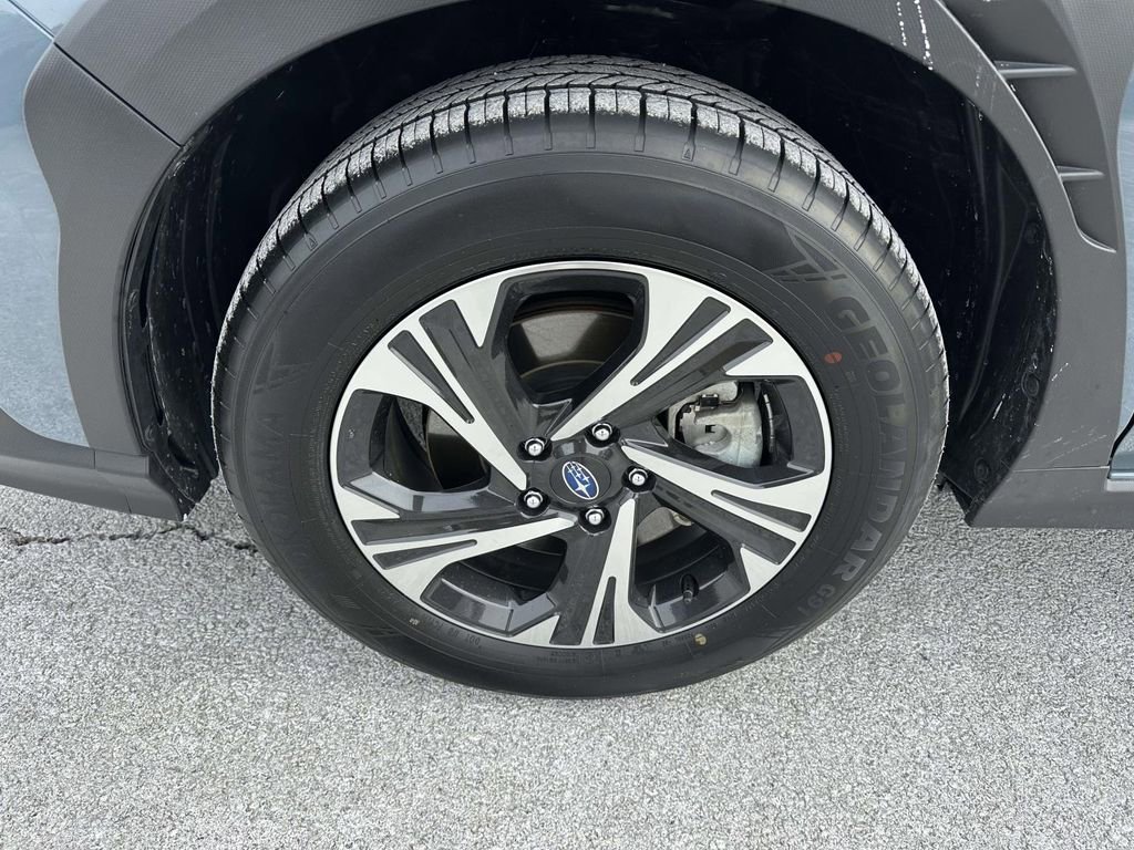 Certified 2025 Subaru Crosstrek 2.0i Premium image 6