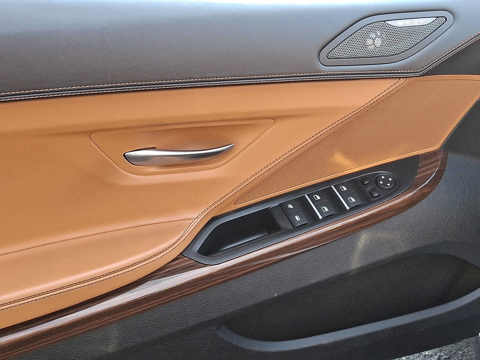 Used 2018 BMW 650i Convertible RWD image 10
