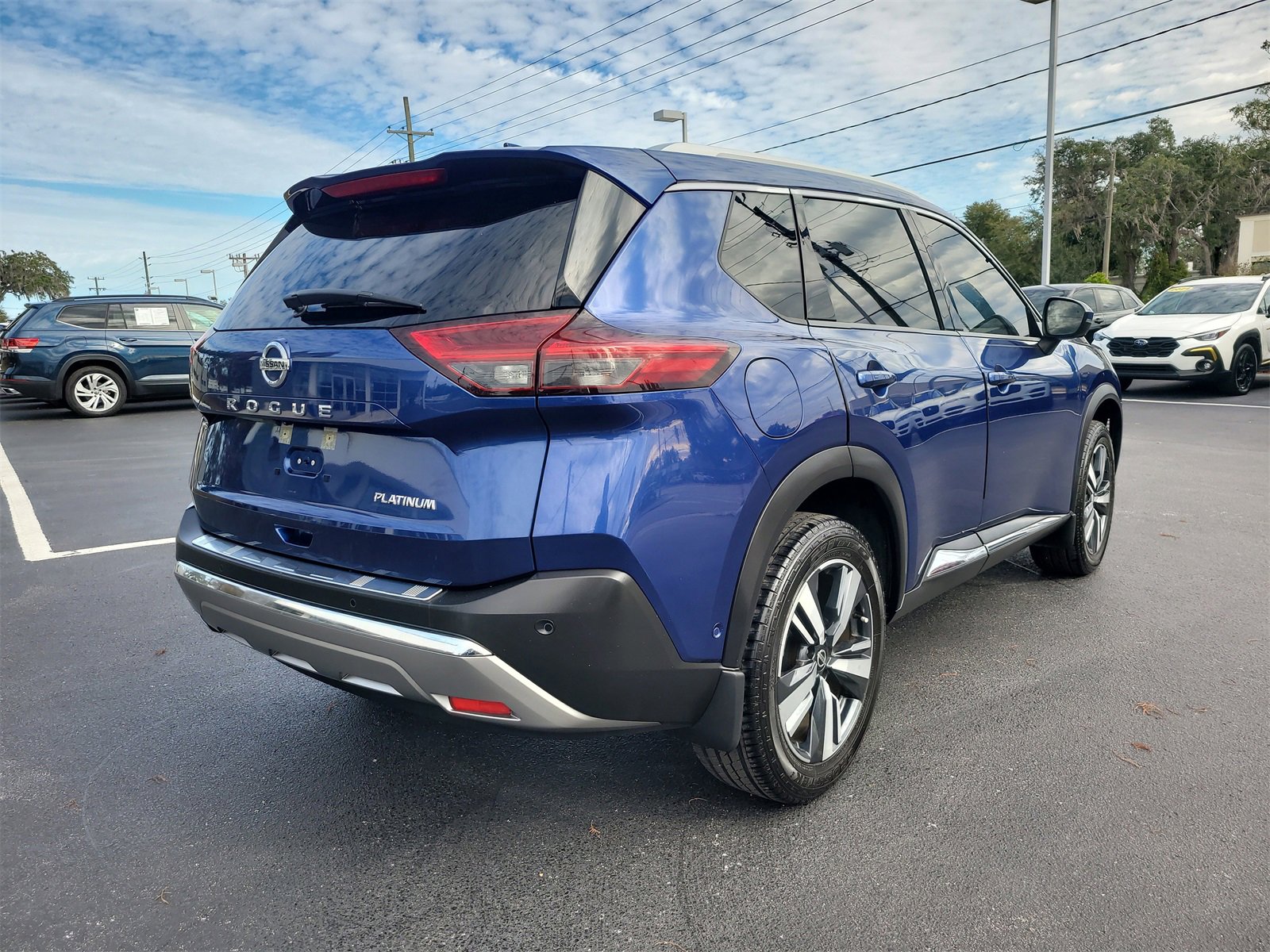 Used 2021 Nissan Rogue Platinum image 6