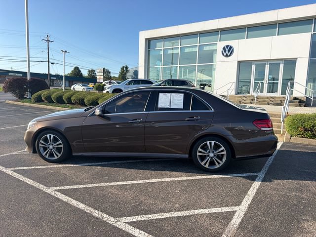 Used 2014 Mercedes-Benz E 250 BlueTEC 4MATIC Sedan image 6
