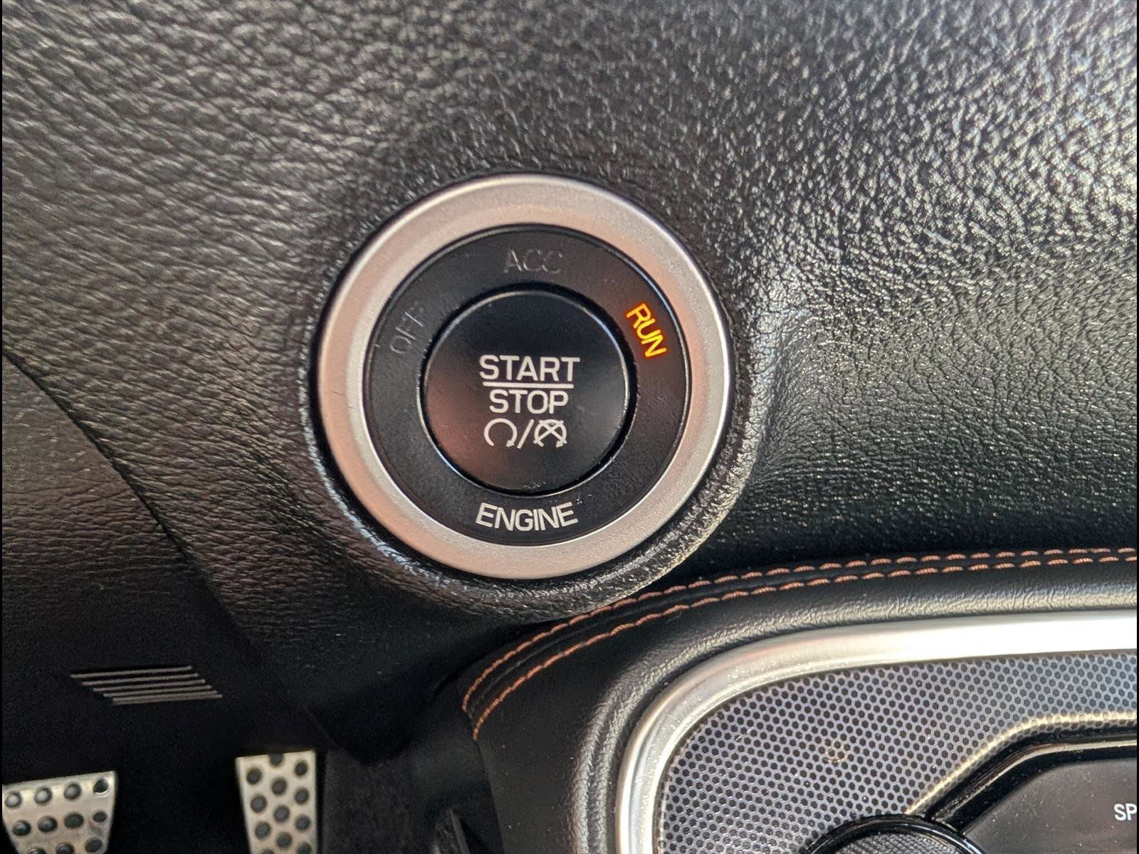 Used 2016 Dodge Challenger R/T Plus image 13