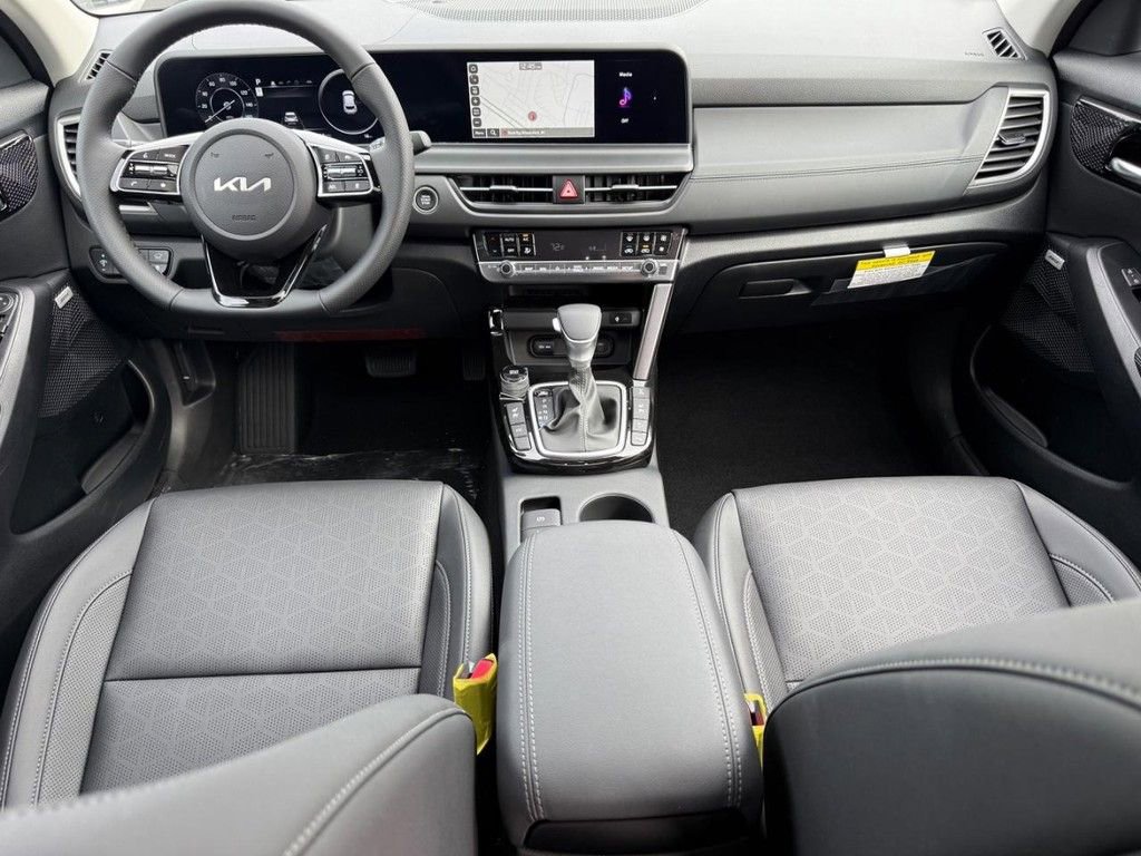 New 2026 Kia Seltos SX w/ SX Sunroof Package image 7