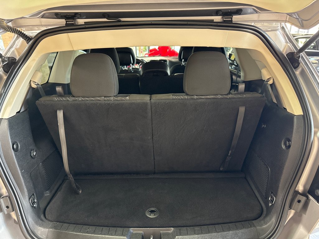 Used 2018 Dodge Journey SE w/ Popular Equipment Group FWD image 15