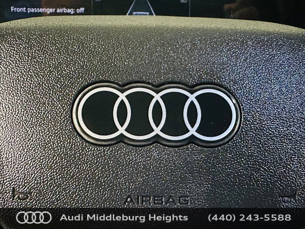 Used 2025 Audi Q5 Premium AWD/4WD image 16