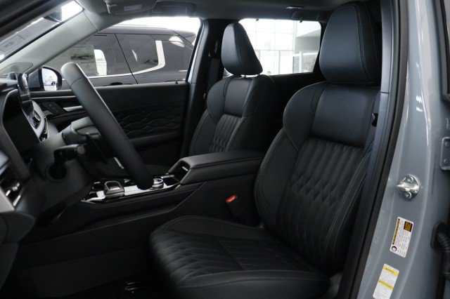 New 2026 Mitsubishi Outlander SEL AWD/4WD image 8