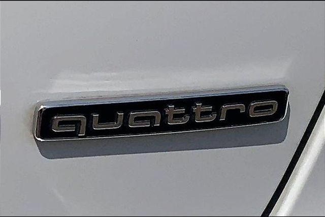 Used 2023 Audi Q4 e-tron Premium Plus w/ Premium Plus AWD/4WD image 31