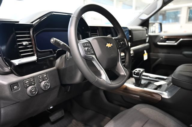 New 2026 Chevrolet Silverado 1500 LT AWD/4WD image 22