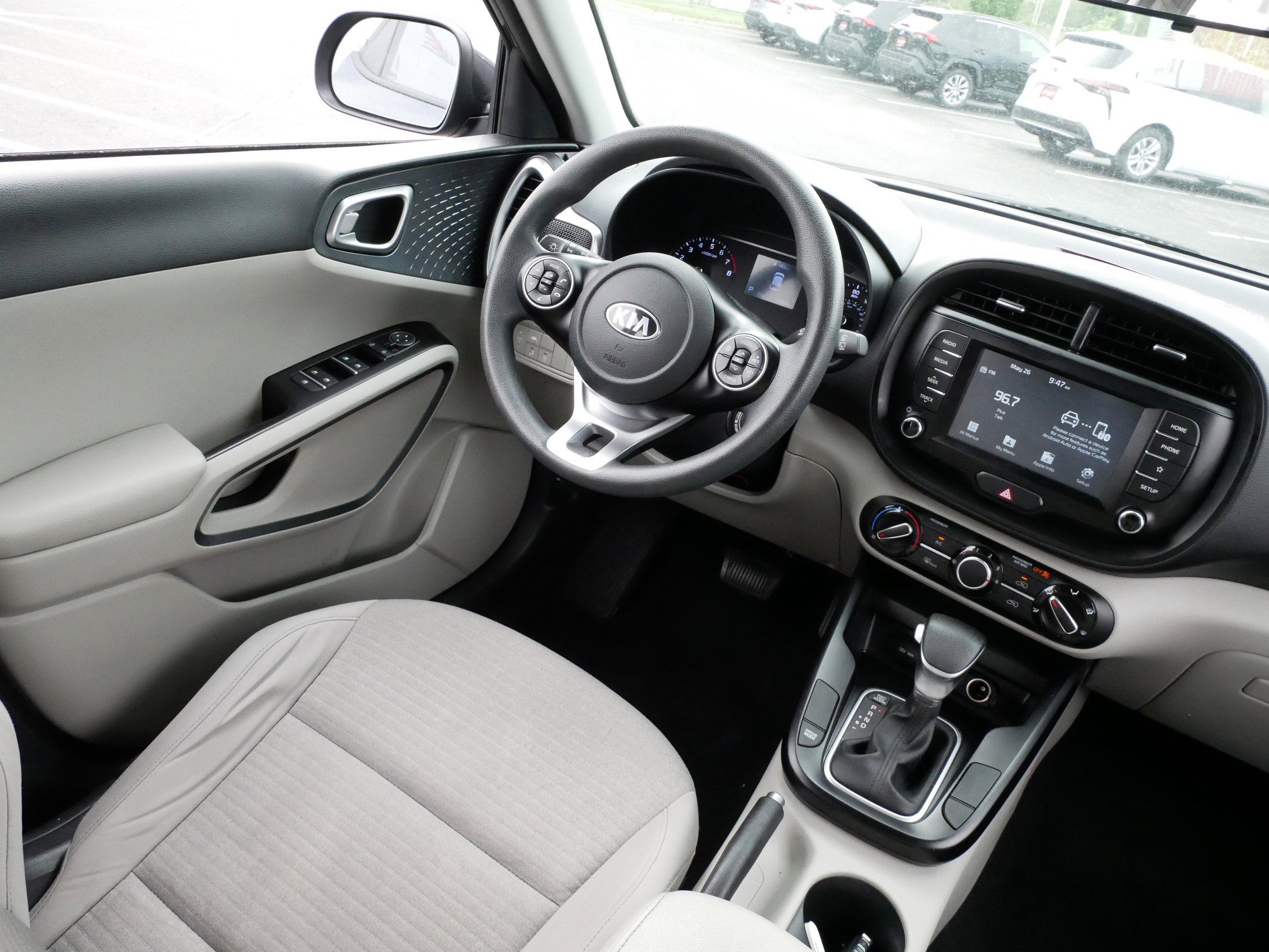 Used 2020 Kia Soul S FWD image 9