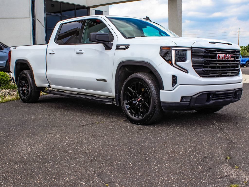 Used 2022 GMC Sierra 1500 Elevation w/ X31 Off-Road Package AWD/4WD image 3