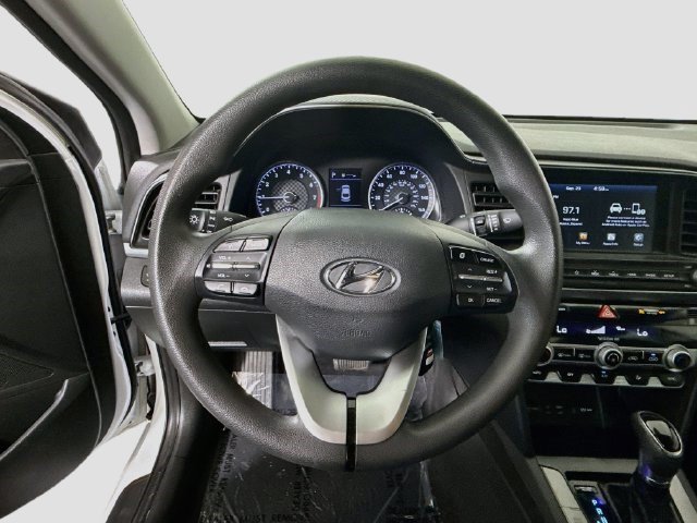 Used 2020 Hyundai Elantra SEL w/ Cargo Package (C1) FWD image 12
